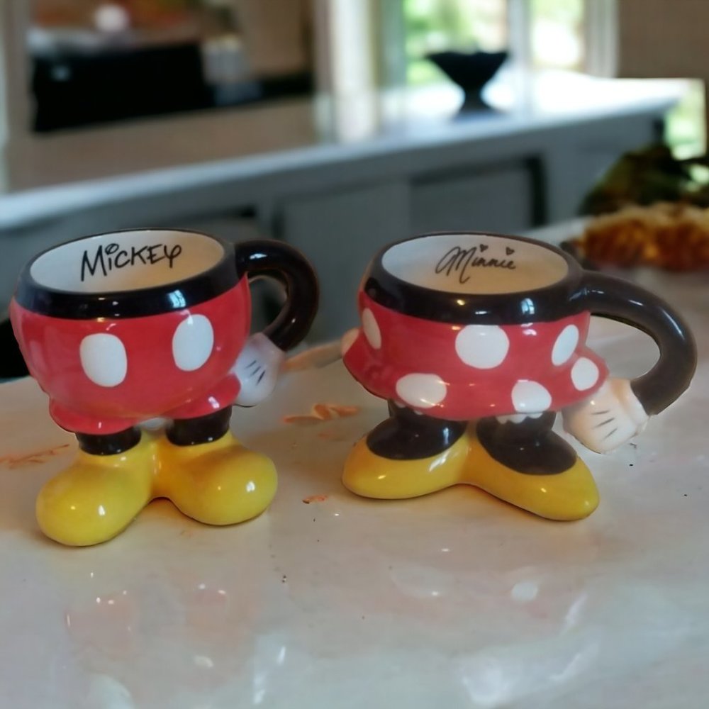 DISNEY Set of Collectible MICKEY & MINNIE MOUSE Bottoms